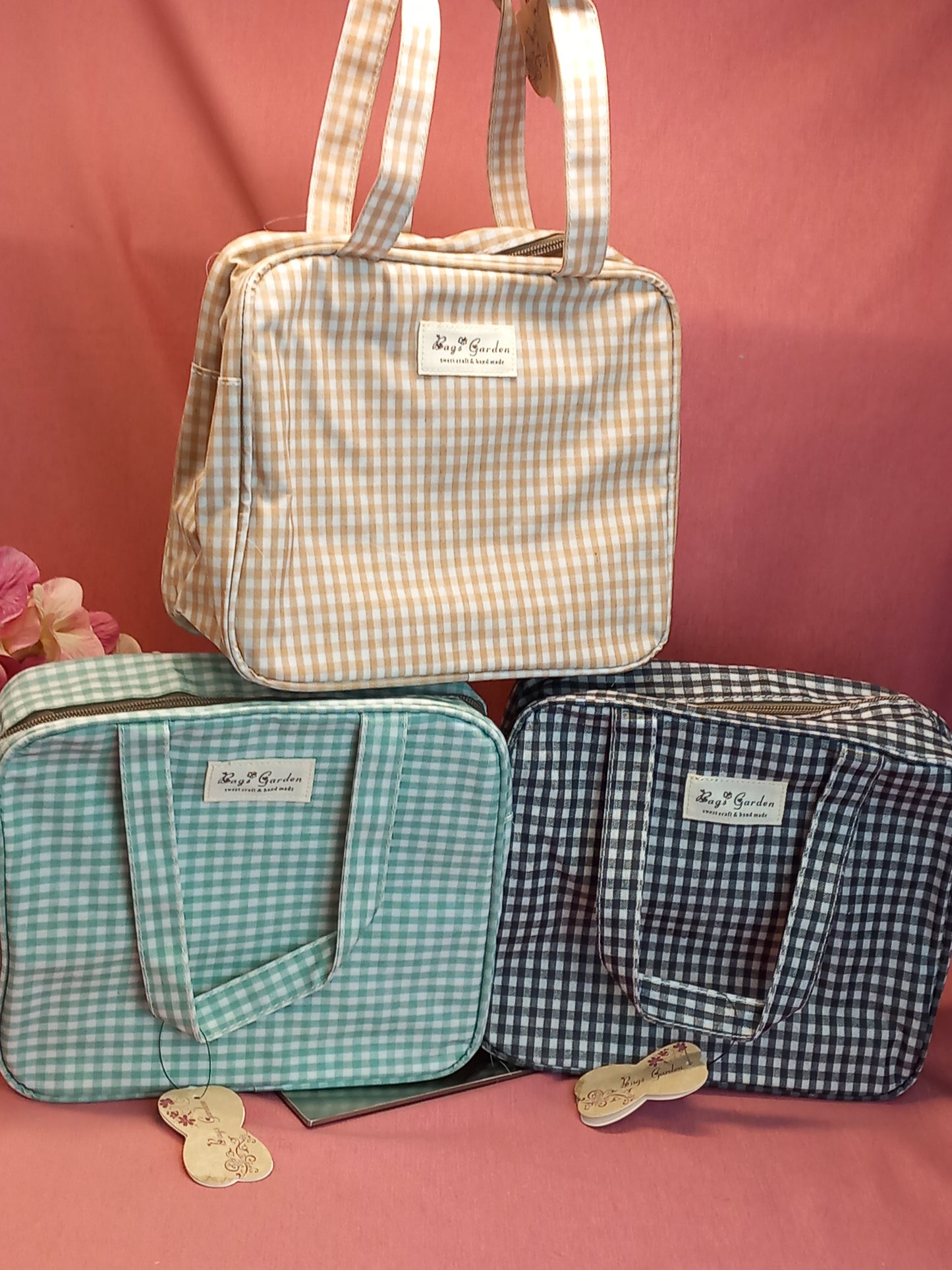 Bolso de mano vichy a elegir color. En algodón resinado impermeable.9.90€,envío gratis.