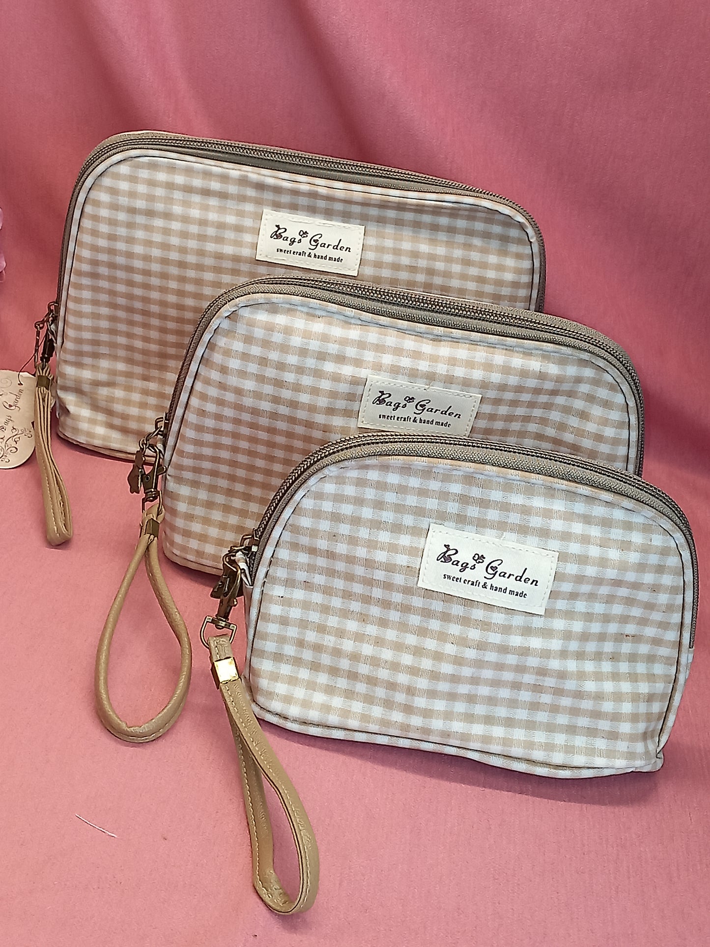 Trío de neceseres waterproff Vichy beig.Envío gratis.Precio sin competencia, más colores.