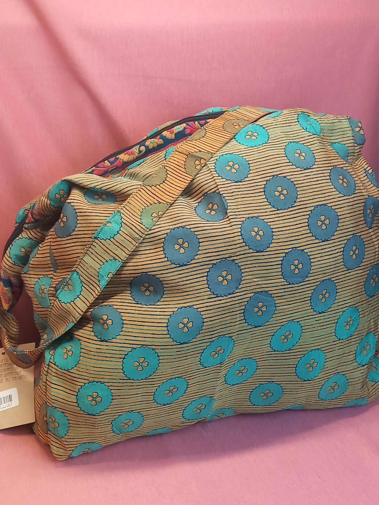 Bolso india de escapada, fin de semana,playa,montaña, gimansio...Con cremallera.Envío Gratis.Modelo Loto.