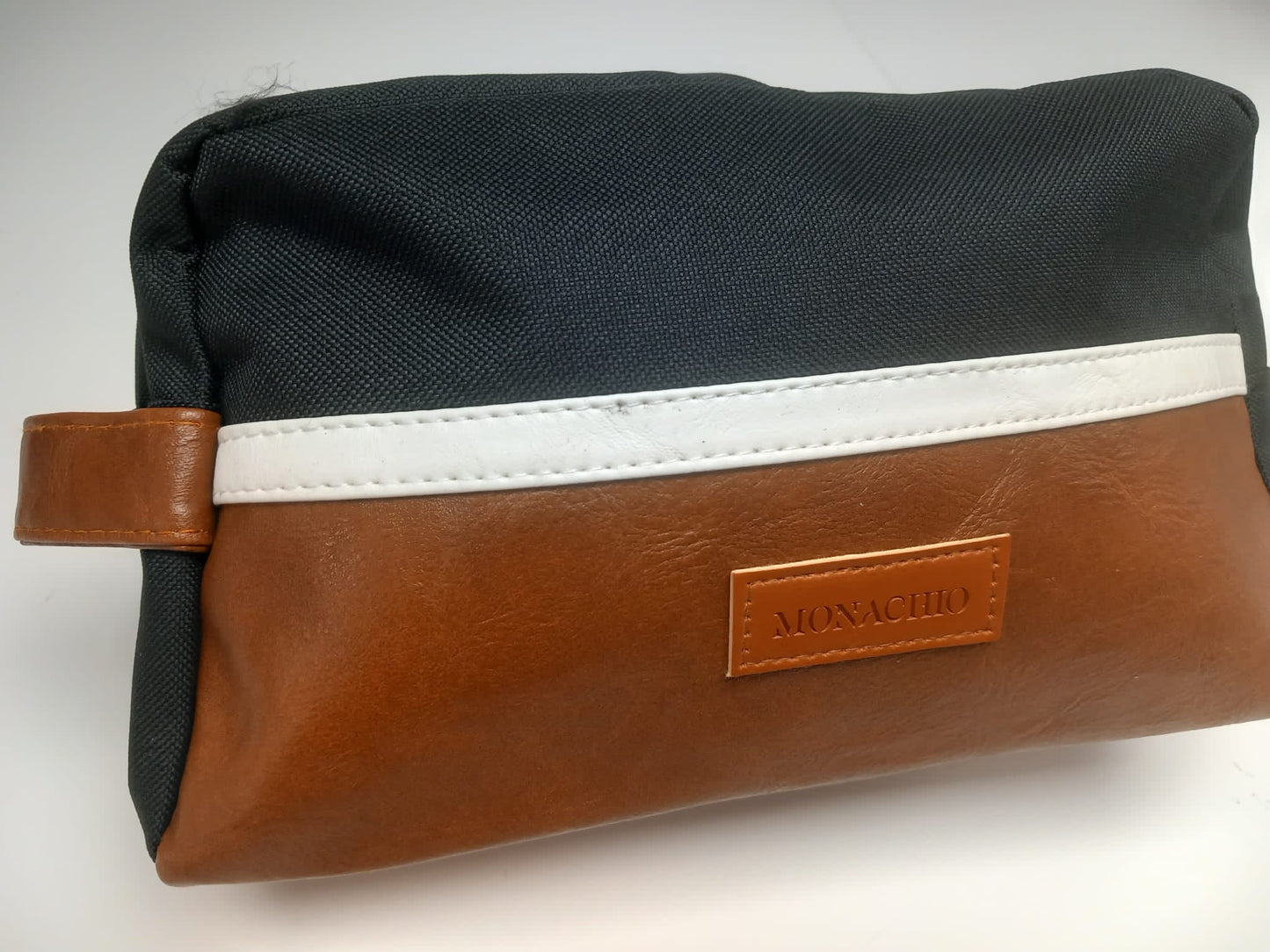 NECESER en combinación Piel.