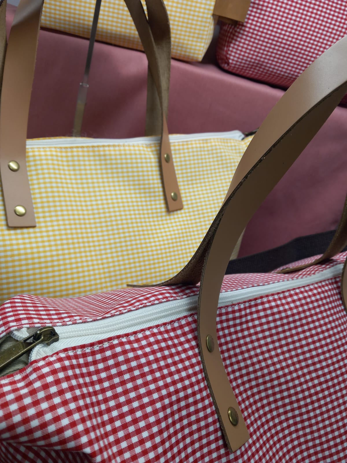 Pack de Bolso tote + neceser cuadritos vichy con bolsillo interior