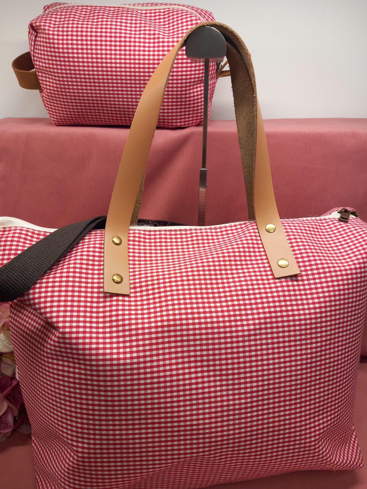 Pack de Bolso tote + neceser cuadritos vichy con bolsillo interior
