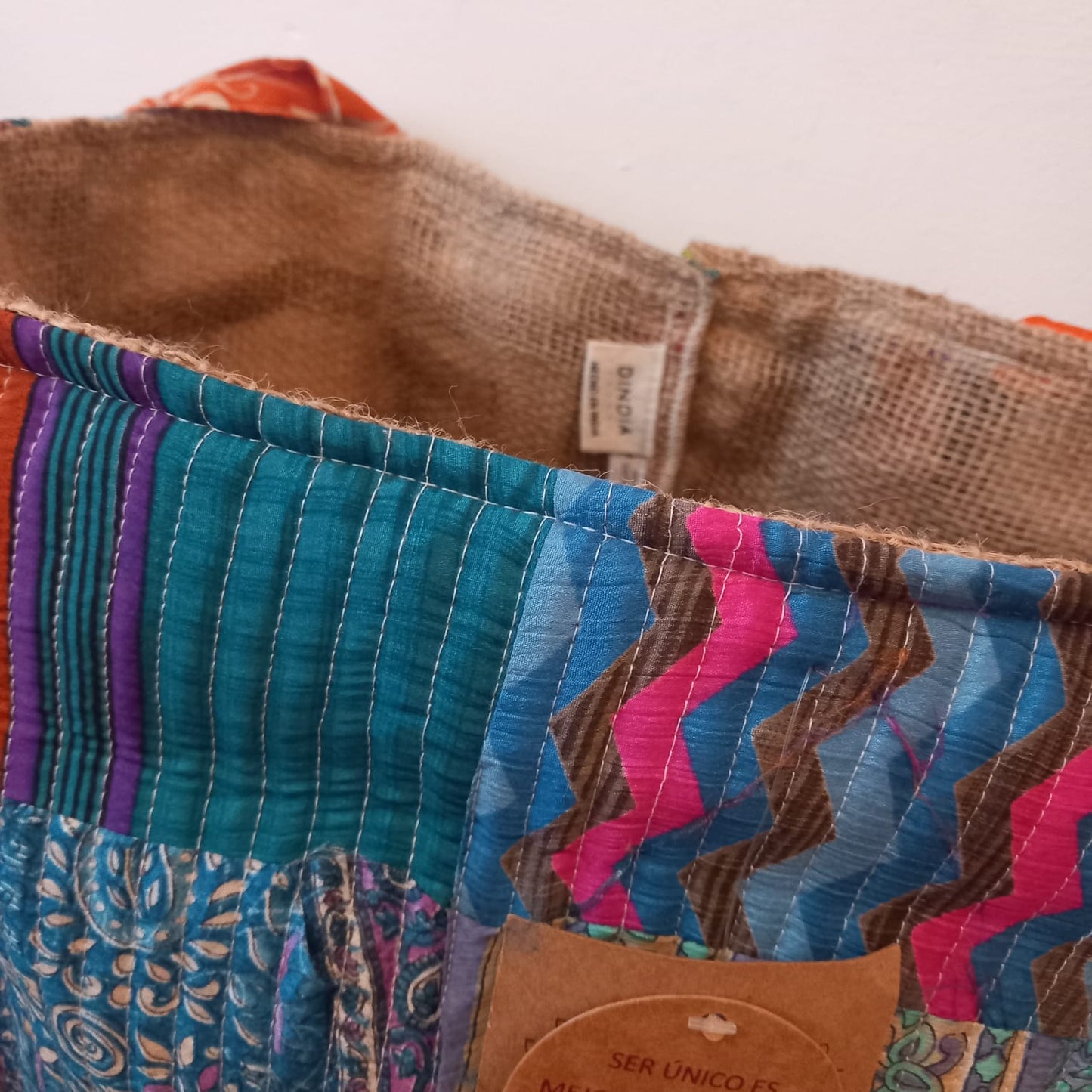 Cesto MULTIUSOS Y MULTIFUNCIONAL PATCHWORK WILD TELA YUTE Y SAREE. ENVÍOS GRATIS.