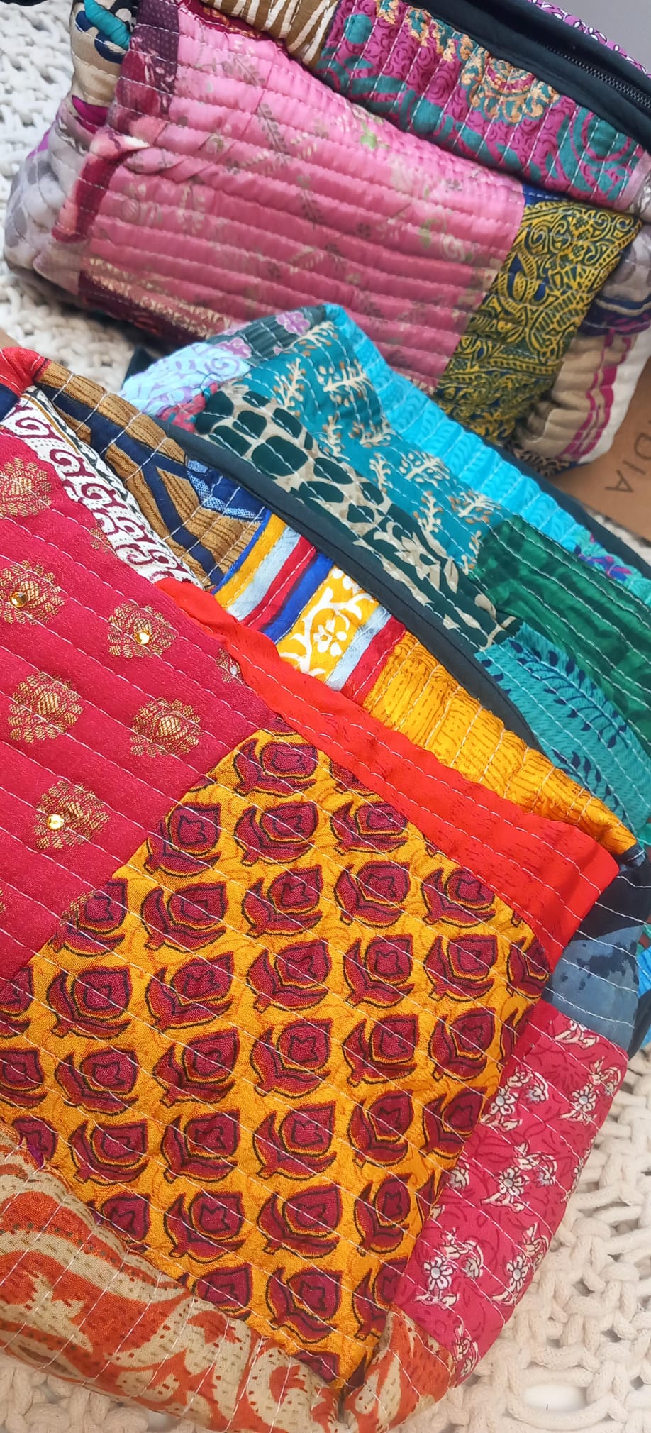 NECESER PATCHWORK,UNA JOYA ARTESANAL INDIA CON HISTORIA,ES ENVÍO GRATIS SIN PEDIDO MÍNIMO.