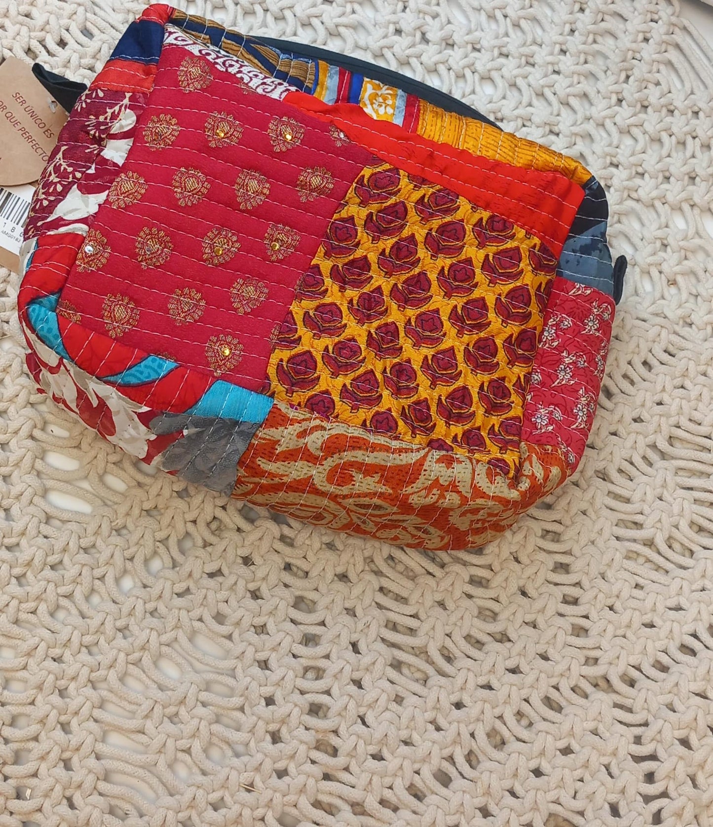 NECESER PATCHWORK 20X30CM.ARTESANÍA Y EXCLUSIVIDAD DE AHÍ SU MAGIA,JOYA TEXTIL. ENVÍO GRATIS.