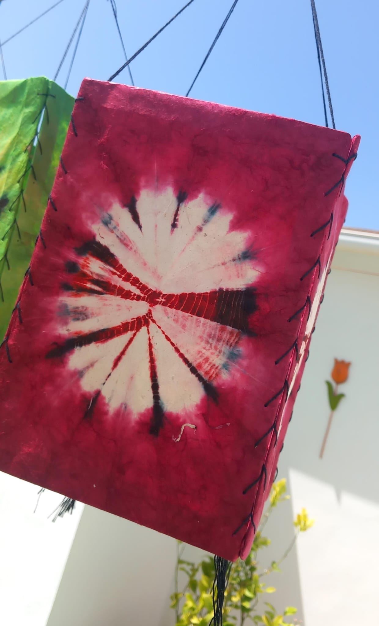 LÁMPARAS DECORATIVAS CON TRADICIÓN TYE DYE ARTESANALMENTE ELABORADAS.ENVÍO GRATIS SIN PEDIDO MÍNIO.