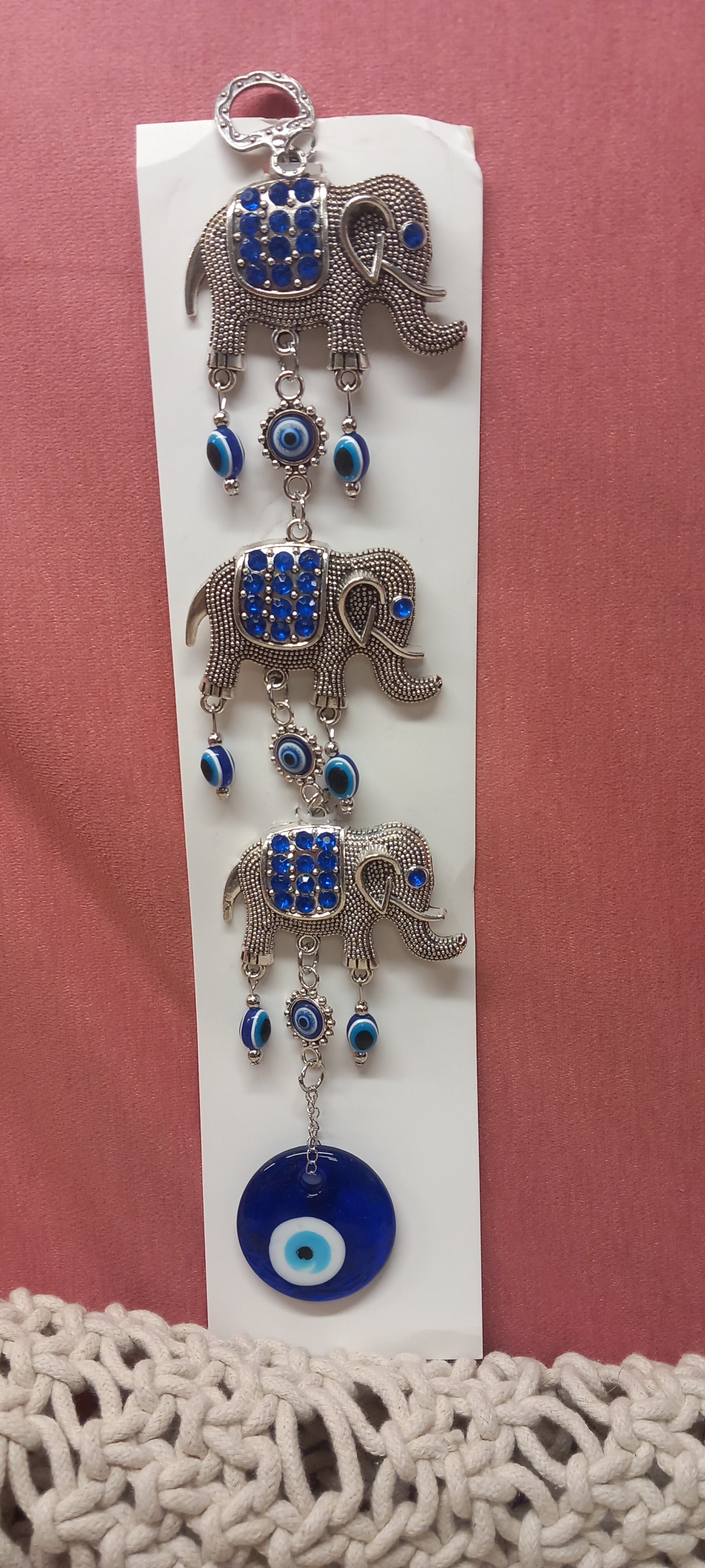 Colgador tres elefantes y ojo turco para el mal de ojo y la protección.Envío gratis sin pedido mínimo.