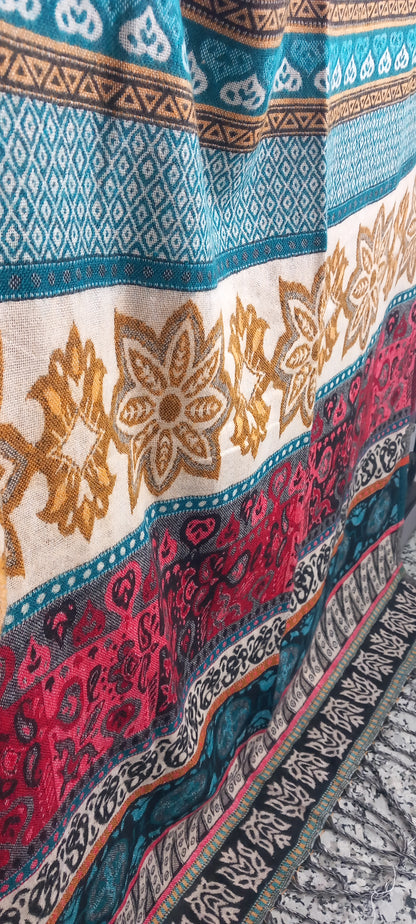 JARAPA PLAID ELABORADA EN INDIA MATERIAL 100%LANA ACRÍCLICA,ENVÍO GRATIS SIN PEDIDO MÍNIMO Y DISEÑO EXCLUSIVO.