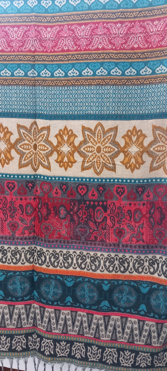FOULARD MULTIPOSICIÓN ELABORADO EN INDIA 100%LANA ACRÍLICA.ENVÍO GRATIS Y DISEÑO MULTICOLOR ESPECIALMENTE CON ENCANTO.