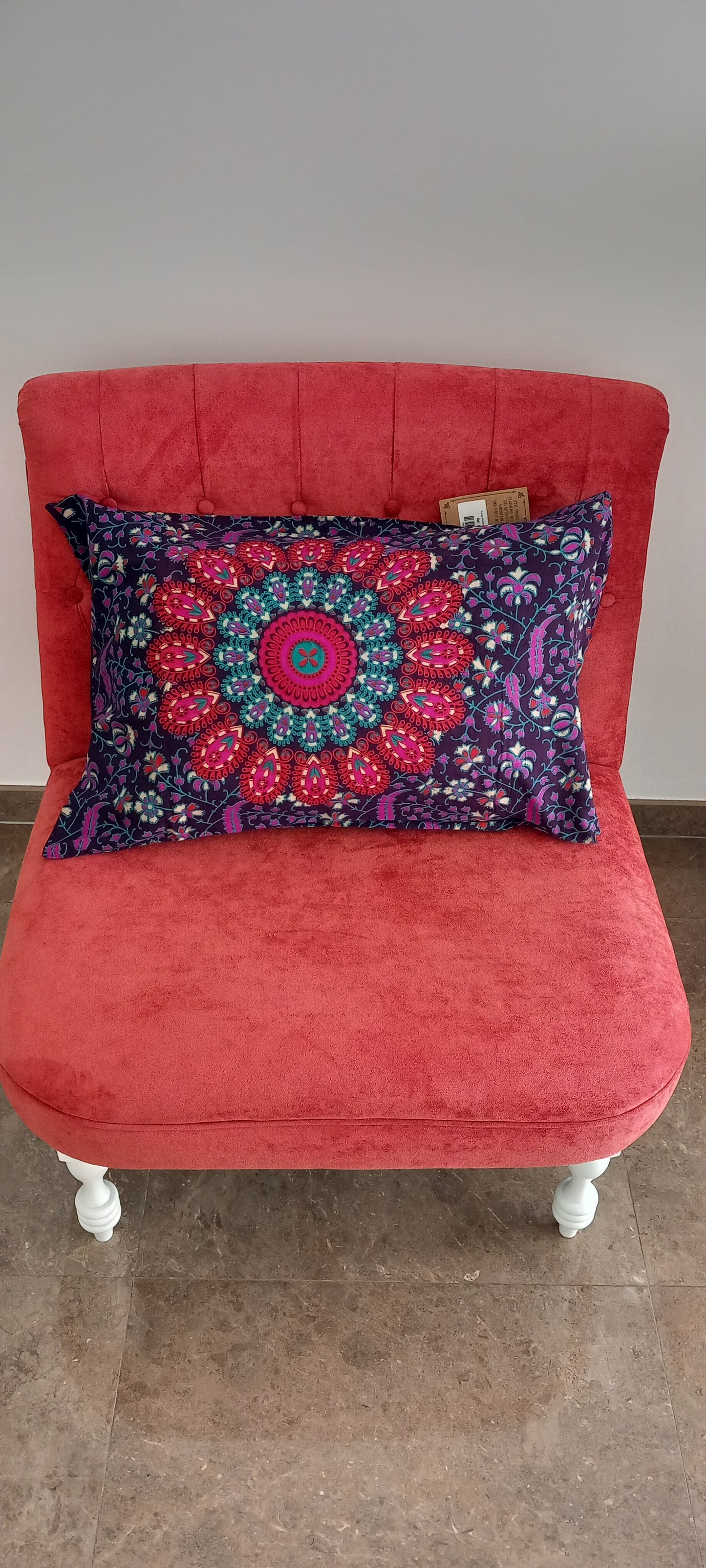 FUNDA DE COJÍN Y/O ALMOHADA DE LA PROSPERIDAD SOBRE FONDO OSCURO MORADO.ENVÍO GRATIS.