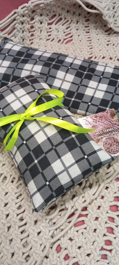 Saco terapeútico de cuadros en gris.Se aplica en frío o en calor.Envío Gratis y precio sin competencia.