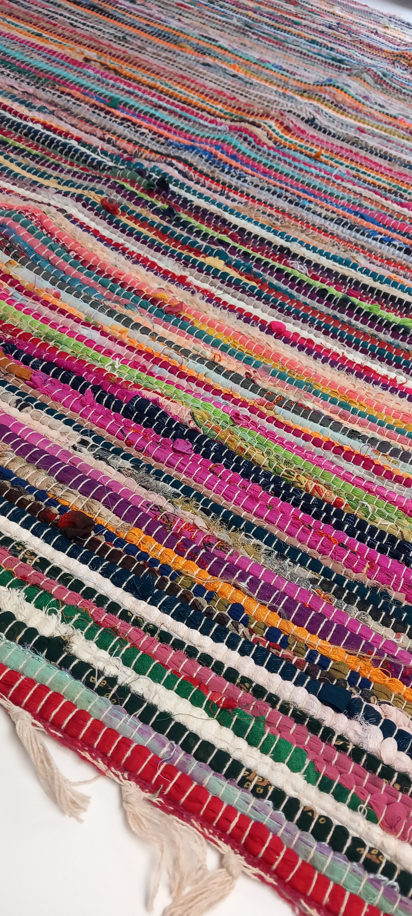 Jarapa multicolor de 120x200cm modelo Indira,elaborada artesanalmente multifución y multiusos.ENVIO GRATIS SIN PEDIDO MÍNMO.