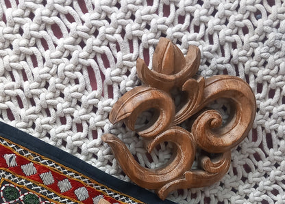 PIEZA DECORATIVA DE MADERA 14X14CM,JOYA ESPIRITUAL TALLADA CON ALMA.ES ENVÍO GRATIS Y SIN PEDIDO MÍNIMO.