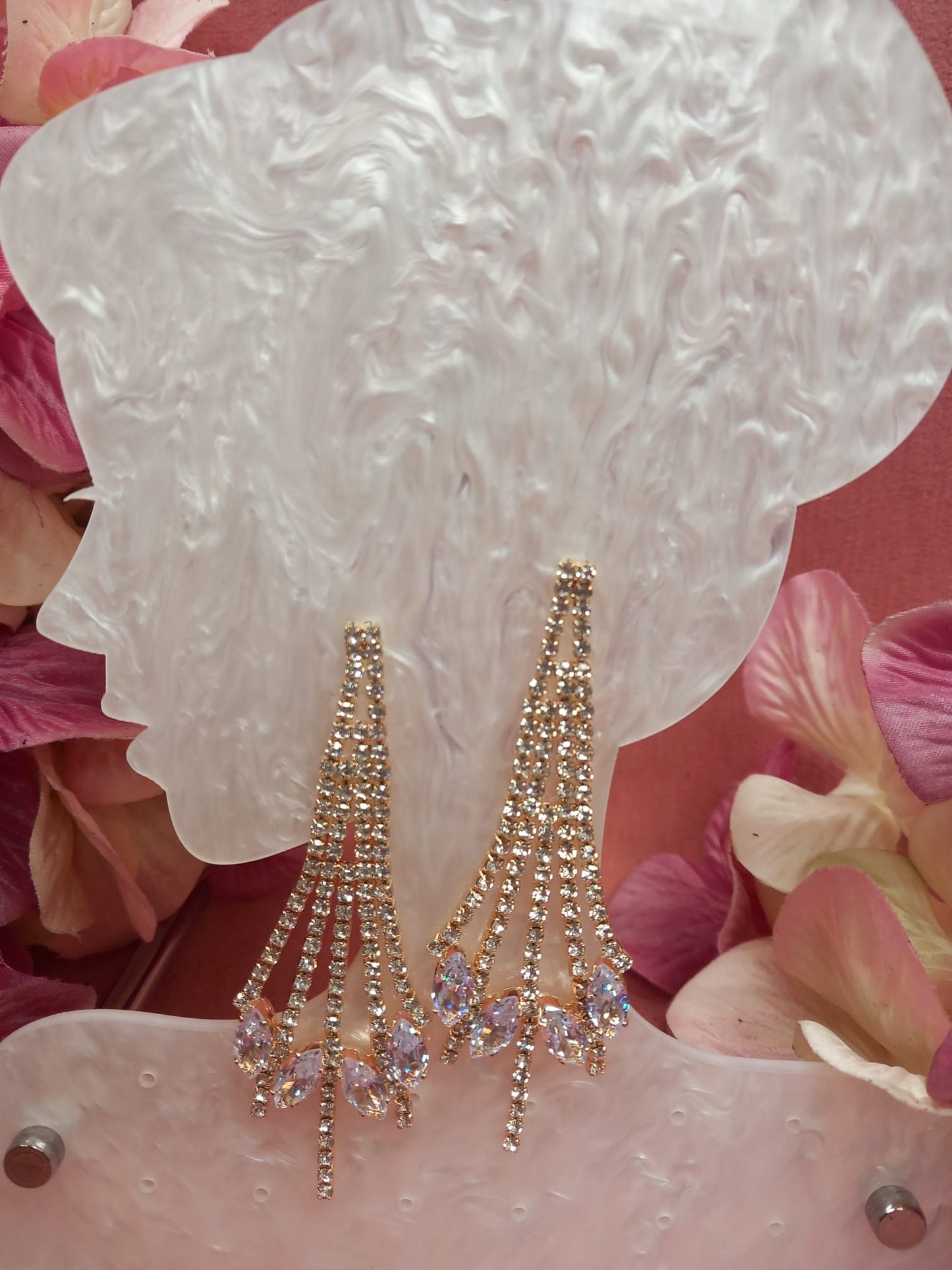 Boucles d'oreilles en forme de larme à paillettes dorées et multi-lumineux