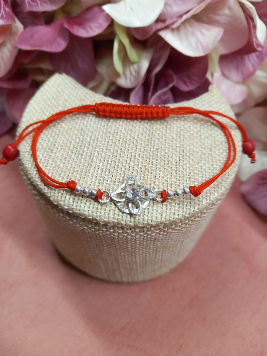 Red bracelet with witch's knot in 925 sterling silver