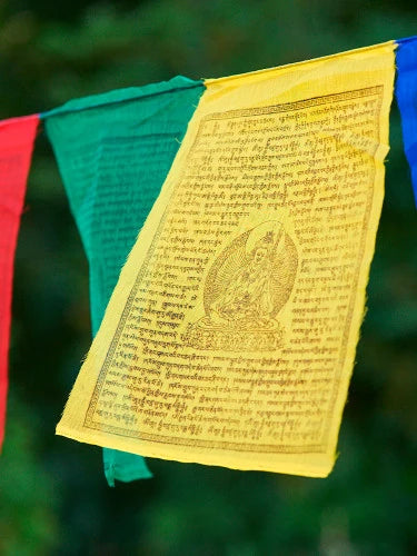 1 ROLLO DE BANDERA TIBETANA DE MANTRAS ORACIÓN 33.5*39CM AUTÉNTICO LIENZO ESPIRITUAL PARA EMBELLECER CUALQUIER ESPACIO.ENVÍO GRATIS SIN PEDIDO MÍNIMO.