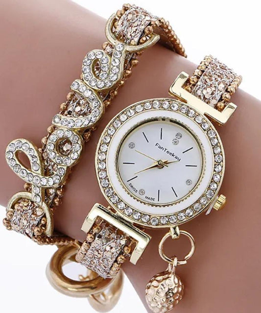 Montre bracelet LOVE pour femme avec diamants