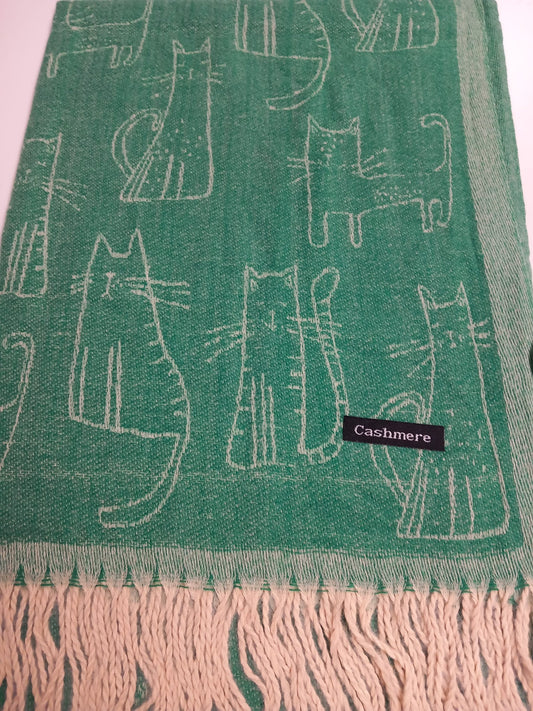 Reversible bufanda de gatos en cashmere.Es un verde bonito combinado con beig y precio low cost pero altísima calidad