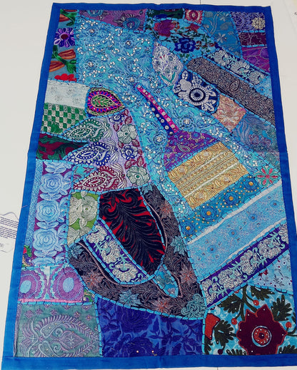 ALFOMBRA BORDADA PATCHWORK rectacungular,artesanía India y con envío gratis sin pedido mínimo.