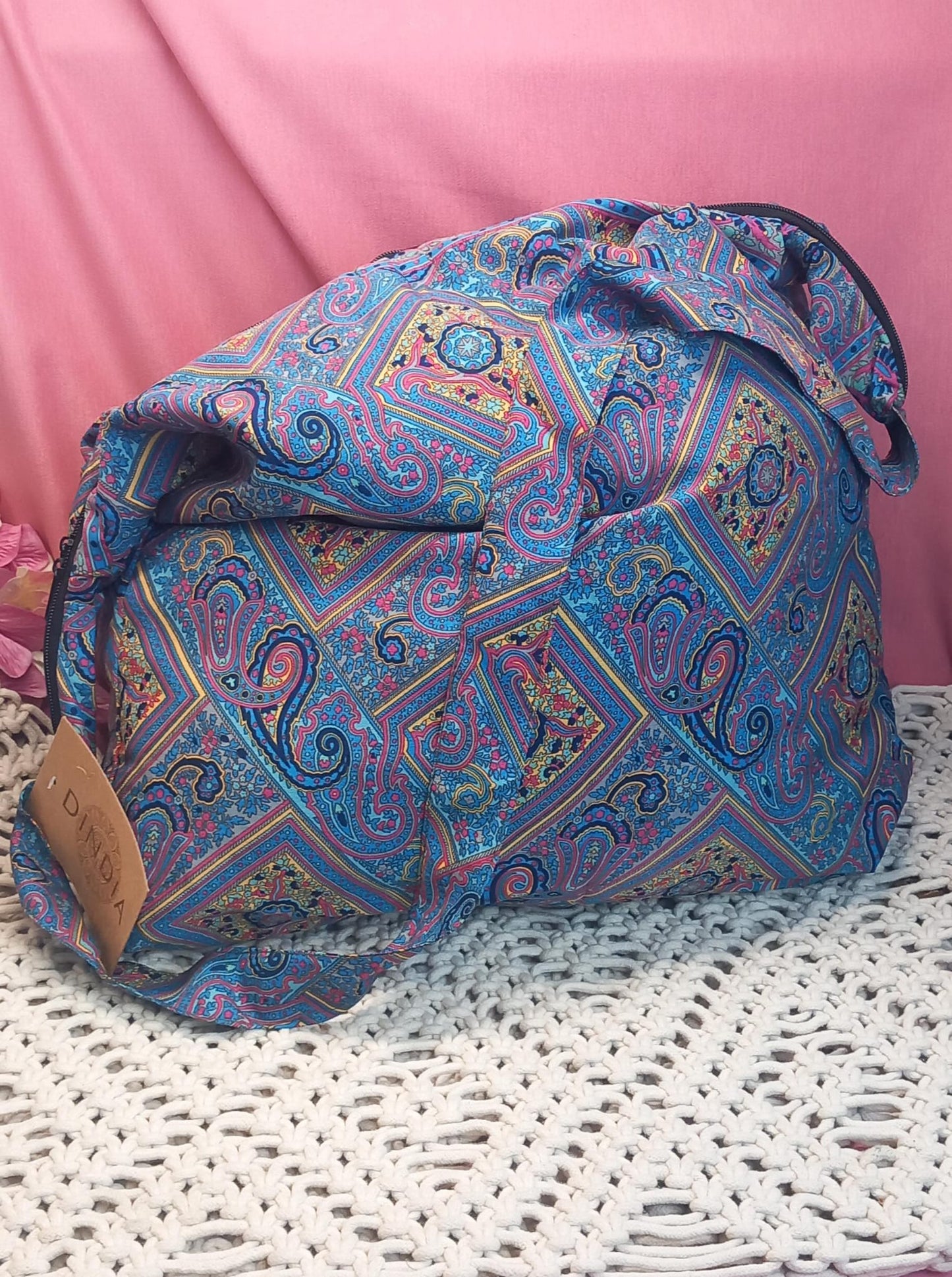 Bolso india 100%artesanía India...Con cremallera.Envío gratis sin pedido mínimo. Modelo Karma.