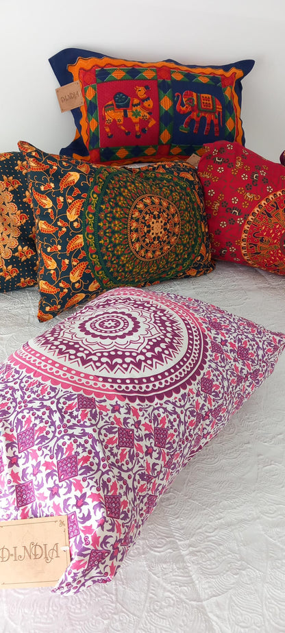 FUNDA DE COJÍN Y/O ALMOHADA MANDALA VERDE SANACIÓN SOBRE FONDO OSCURO CON CACHEMIRA.ENVÍO GRATIS.