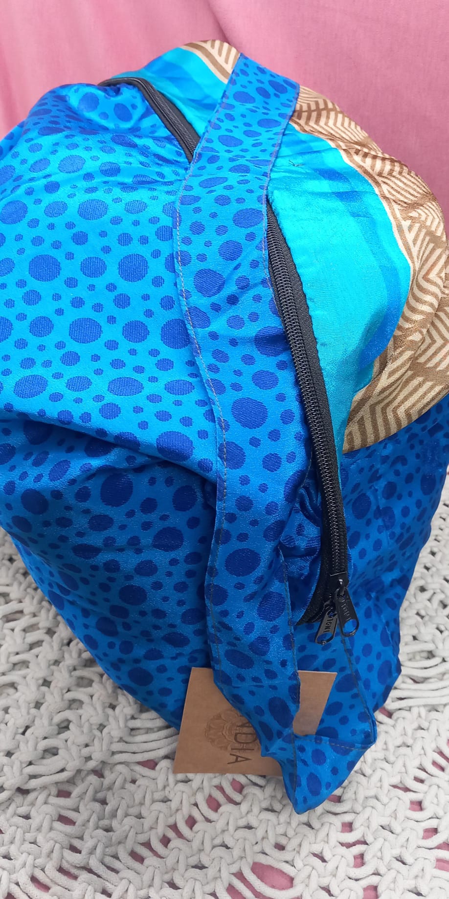 Bolso india 100%artesanía India...Con cremallera.Envío gratis sin pedido mínimo. Modelo Asante.