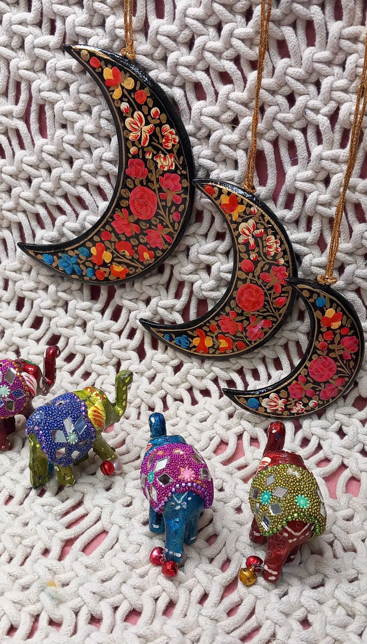 SET 3 LUNAS SURUC,PIEZAS ÚNICAS E IRREPETIBLES DE LA ARTESANÍA INDIA PINTADO A MANO.ENVÍO GRATIS SIN PEDIDO MÍNIMO