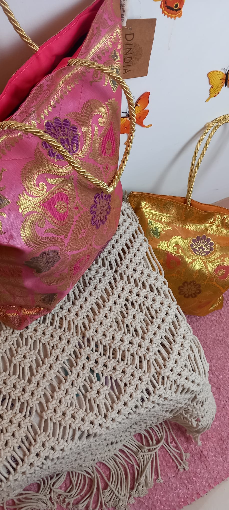 Bolsos Tote seda,artesanía India,envío gratis y precio sin competencia.Piezas exclusivas con boho vibes.