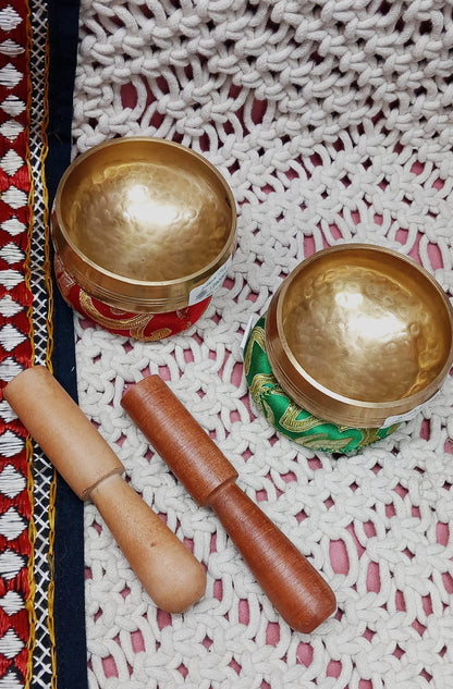 CUENCO GRABADO INCLUYE ZAFU Y STICK DE MADERA,INSTRUMENTO ANCESTRAL HECHO EN NEPAL.ENVÍO GRATIS SIN PEDIDO MÍNIMO.