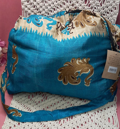 BOLSO ARTESANAL CON CREMALLERA INDIA AUTÉNTICO CON MÁGICOS COLORES.ENVÍO GRATIS SIN PEDIDO MÍNIMO.