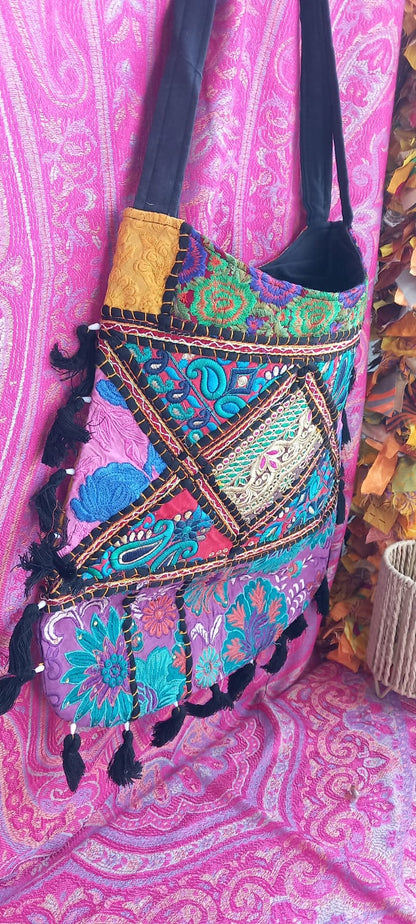 UN BOLSO CON ALMA,SIGNIFICADO Y ESTILO ÚNICO.BOLSO AGRA NAYA.ENVÍO GRATIS SIN PEDIDO MÍNIMO.