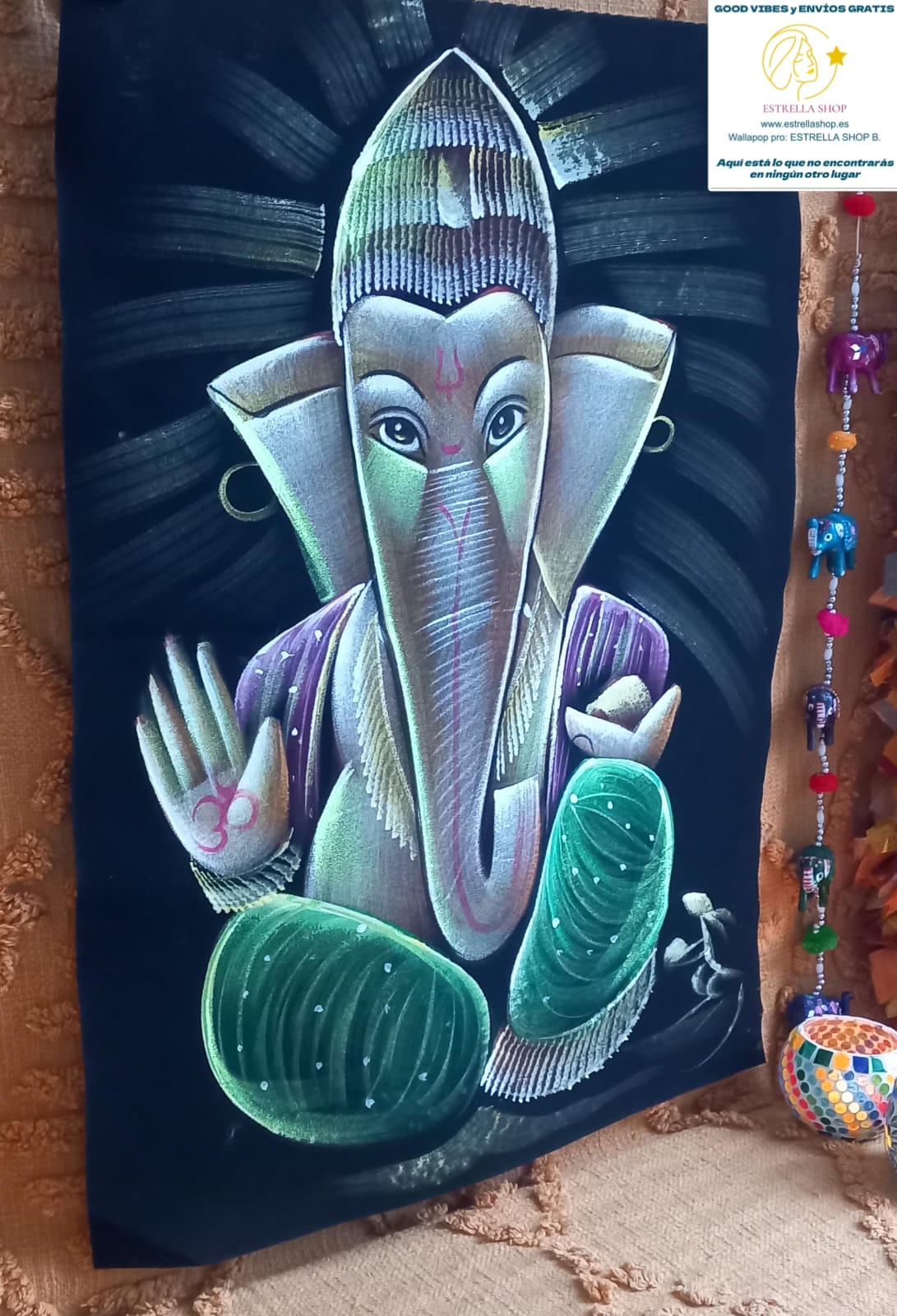 TEXTIL TERCIOPELO GANESHA EN 3 COLORES A ELEGIR PINTADO A MANO EN INDIA UNA OBRA CARGADA DE SIMBOLISMO Y COLOR. ENVÍO GRATIS SIN PEDIDO MÍNIMO.
