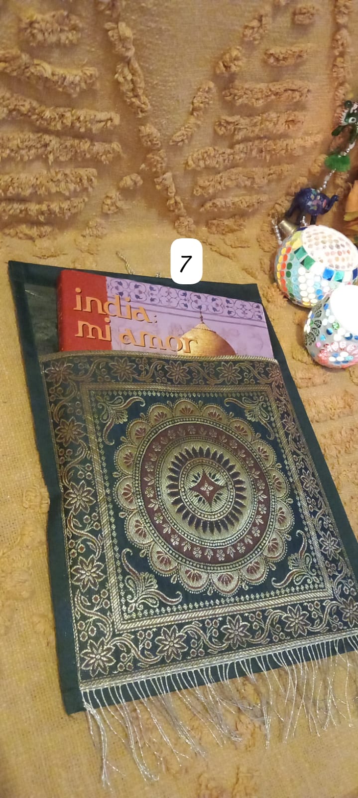 TAPIZ CON BOLSILLO Y FLECO A ELEGIR MULTIFUNCIÓN."MAGIA INDIA"ENVÍO GRATIS SIN PEDIDO MÍNIMO.
