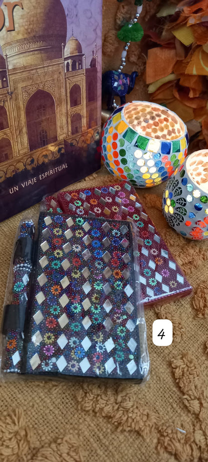 2 LIBRETAS Y 2 BOLIS SET IMPRENSCINDIBLE HECHO A MANO EN INDIA**EL PRECIO DE 9.99€ ES POR 2 SET DE LIBRETA Y BOLI. EN TOTAL POR 9.99€ RECIBIRÁ 2 LIBRETAS Y SUS 2 BOLIS**
