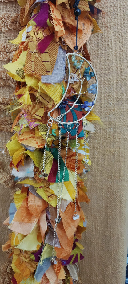 DECORACIÓN LUNA DE MINERALES Y ALMA.PIEZA IDEAL PARA LLENAR DE GOOD VIBES TODO ESPACIO.ENVÍO GRATIS SIN PEDIDO MÍNIMO.