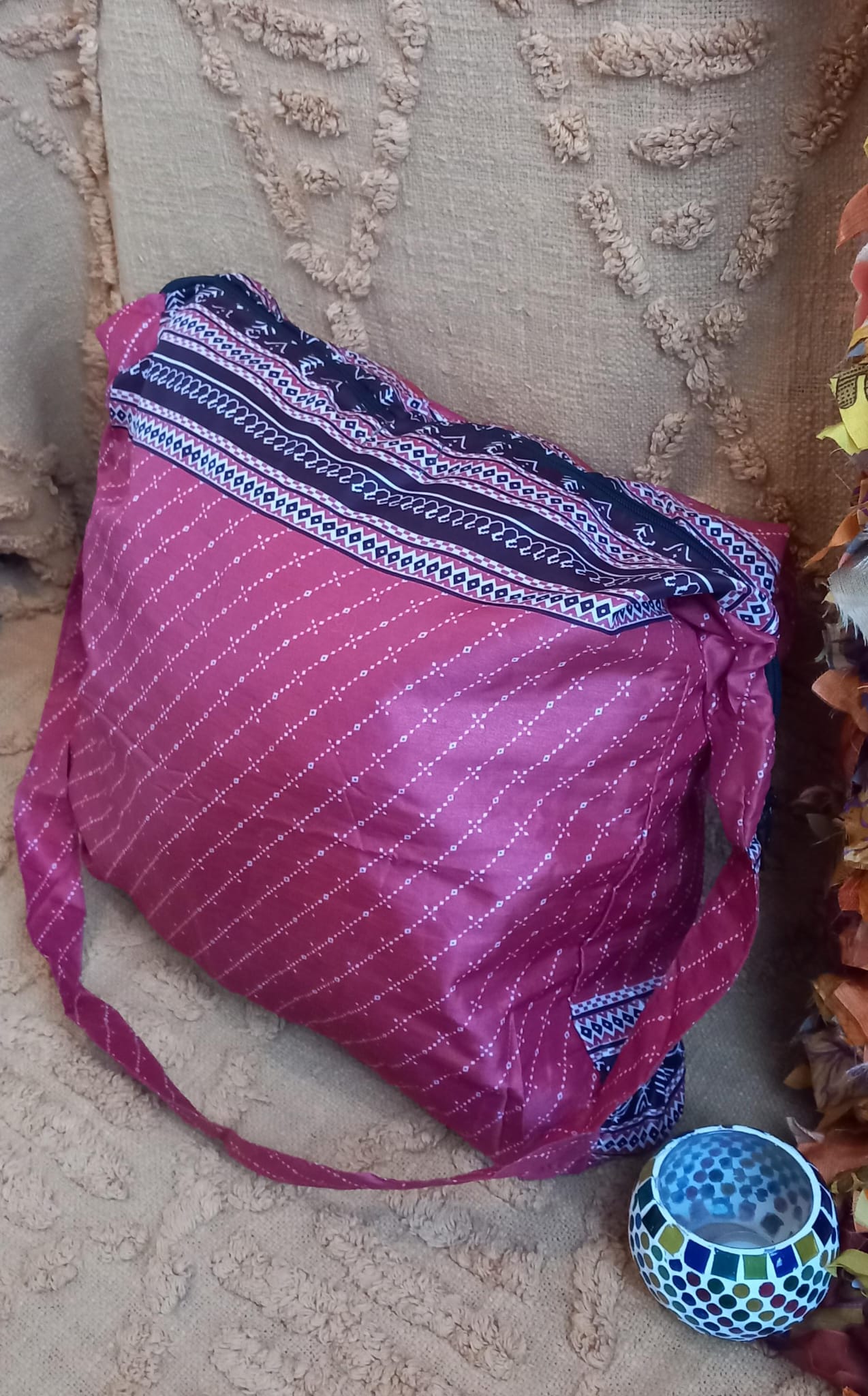 BOLSO SEDA CON CREMALLERA,AUTÉNTICA ARTESANÍA INDIA CON MÁGICOS COLORES.ENVÍO GRATIS SIN PEDIDO MÍNIMO.