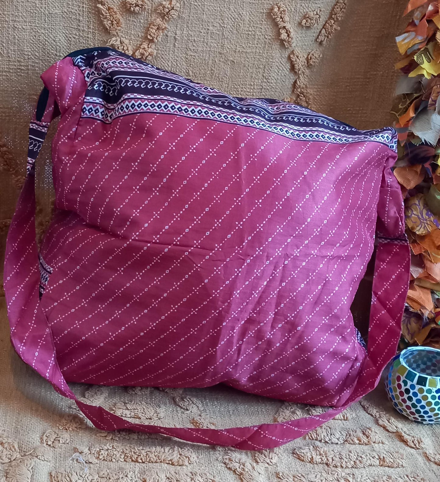 BOLSO SEDA CON CREMALLERA,AUTÉNTICA ARTESANÍA INDIA CON MÁGICOS COLORES.ENVÍO GRATIS SIN PEDIDO MÍNIMO.