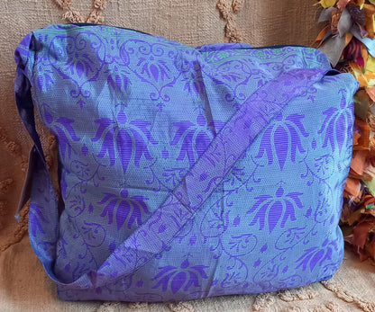 BOLSO SEDA CON CREMALLERA,AUTÉNTICA ARTESANÍA INDIA CON MÁGICOS COLORES.ENVÍO GRATIS SIN PEDIDO MÍNIMO.