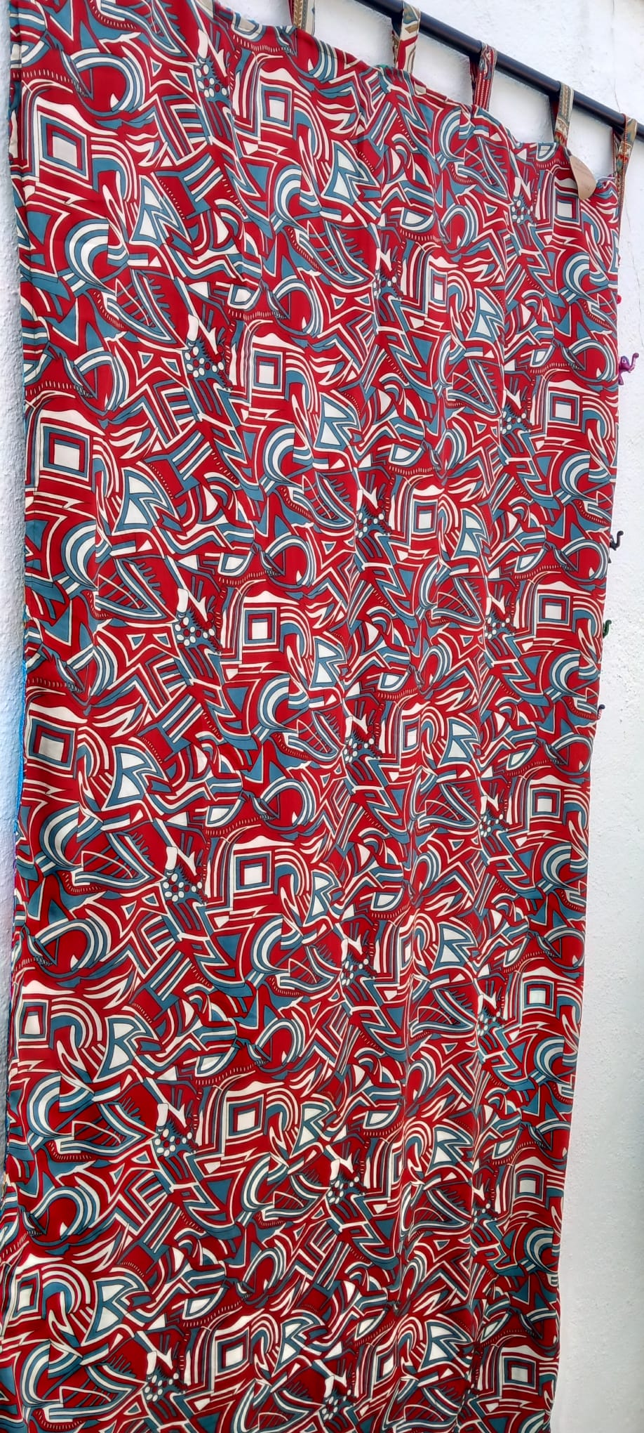 CORTINA MÁGICA PORQUE ES REVERSIBLE PATCHWORK A 2 CARAS YA CONFECCIONADA.ENVÍO GRATIS.