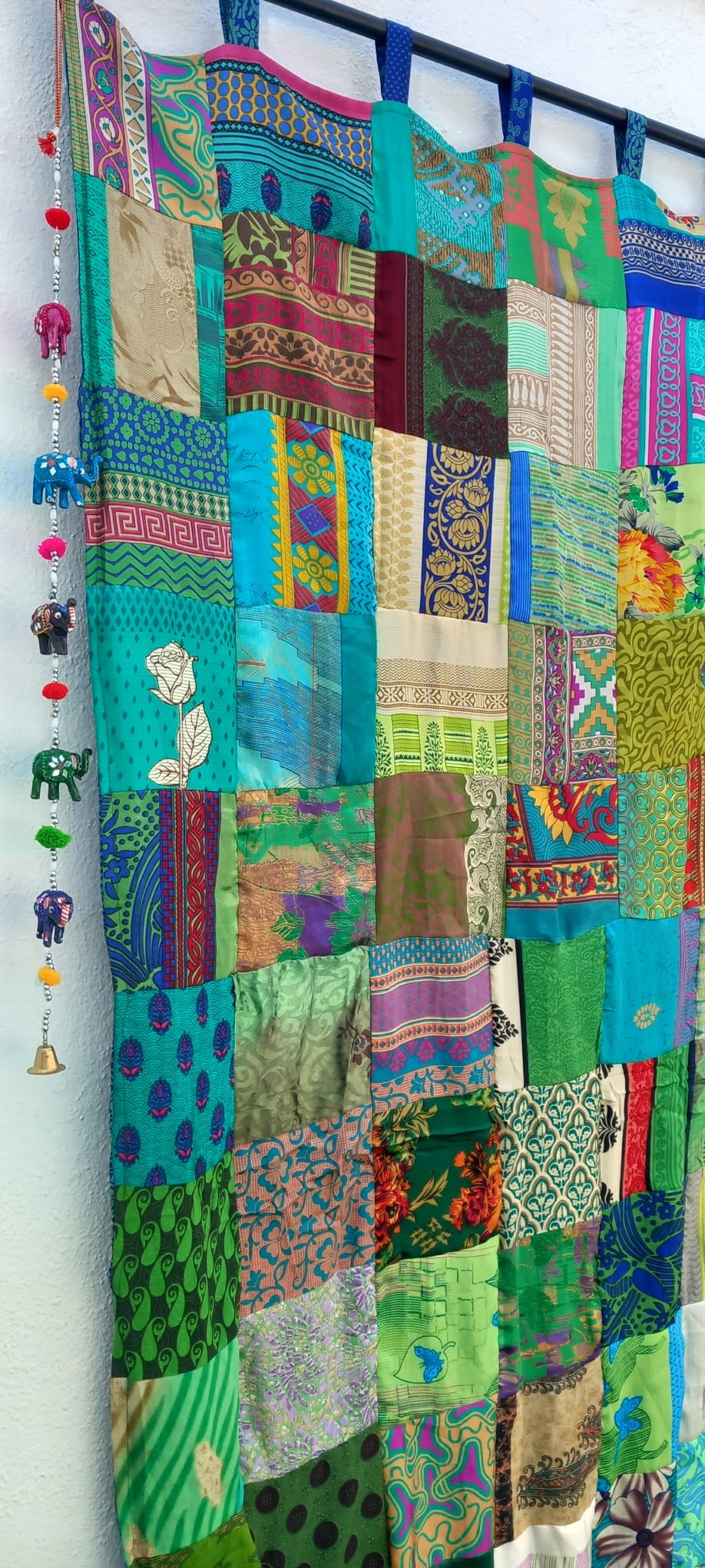 CORTINA MÁGICA PORQUE ES REVERSIBLE PATCHWORK A 2 CARAS YA CONFECCIONADA.ENVÍO GRATIS.