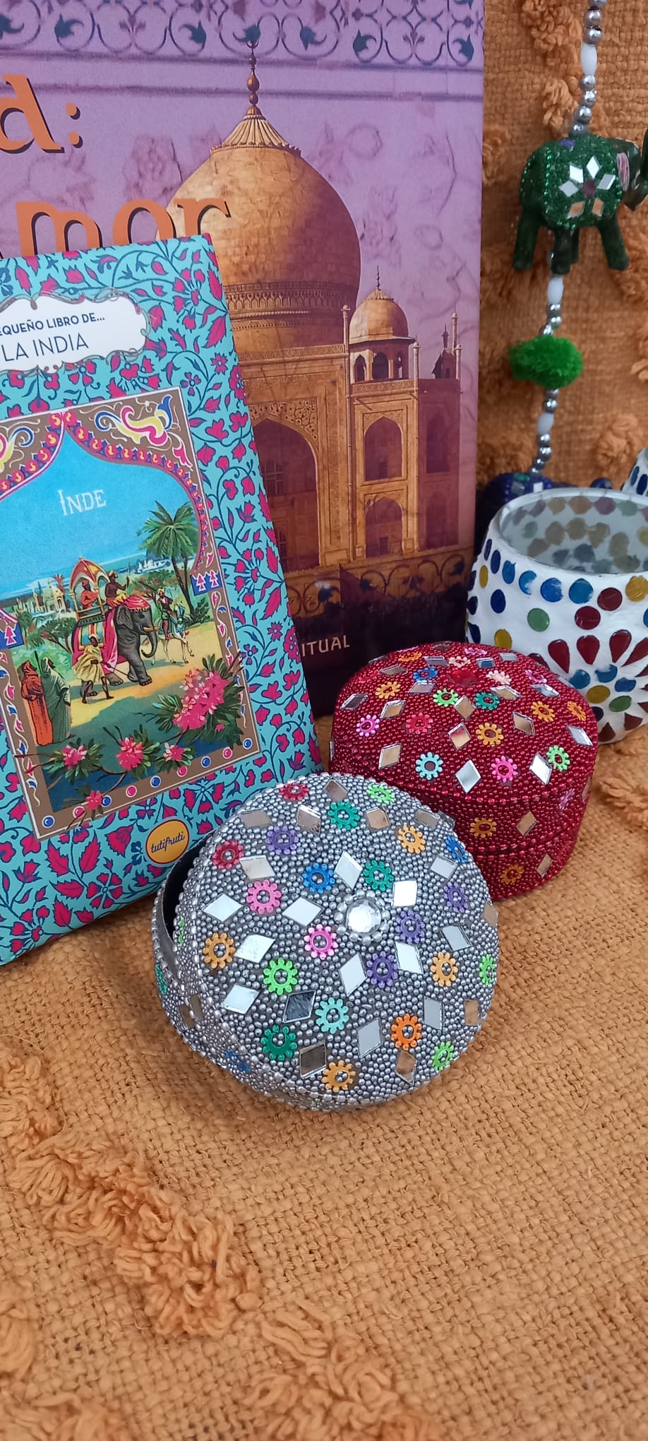 PACK 2 CAJAS ESPEJITOS JAIPUR,PIEZAS DELICADEZAS QUE CAUTIVAN POR SU ORIGINALIDAD Y BRILLO.ENVÍO GRATIS SIN PEDIDO MÍNIMO.