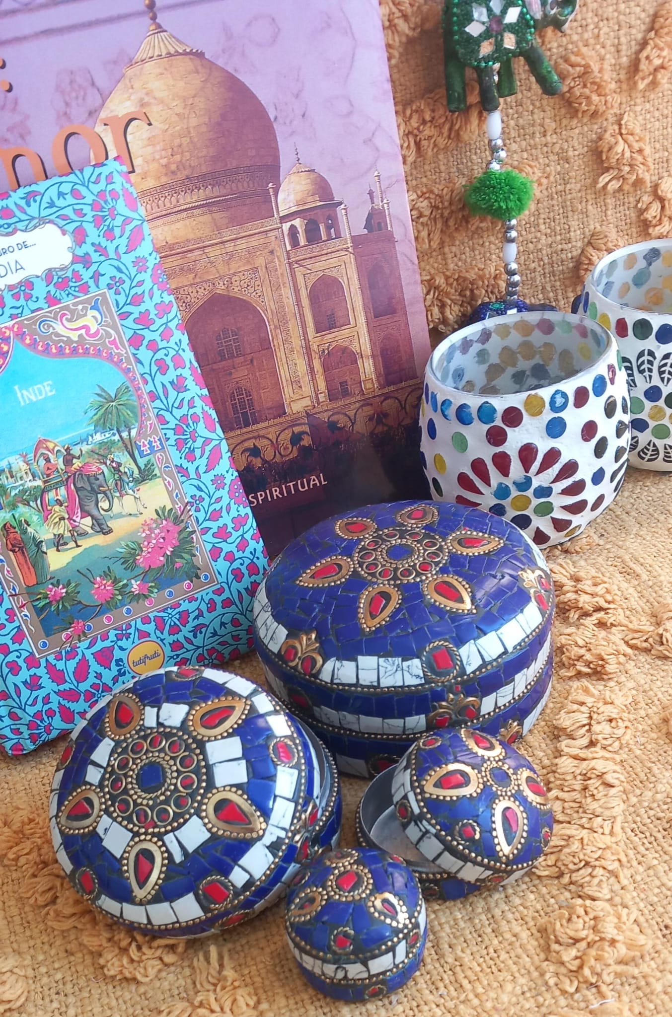 SET DE 4 CAJITAS JOYERO DECORADAS A MANO IDEALES COMO JOYEROS PARA GUARDAR TESOROS O COMO PIEZA DECORATIVA.ENVÍO GRATIS SIN PEDIDO MÍNIMMO.