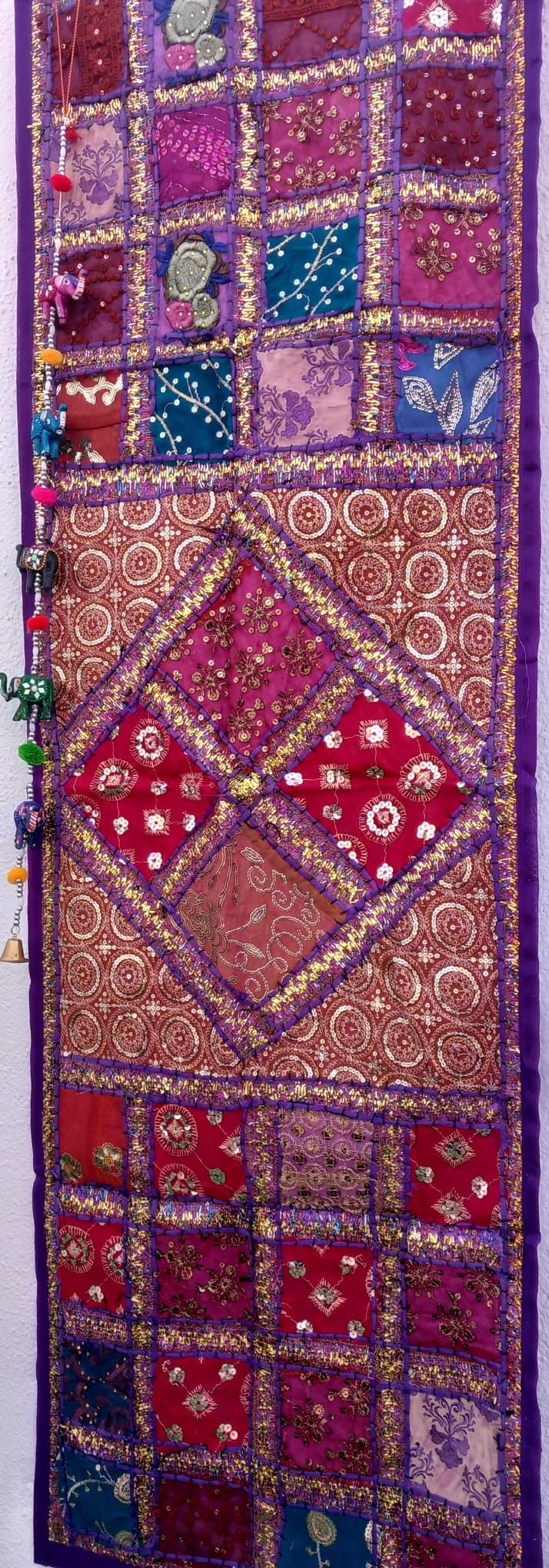 TEXTIL TAPIZ Y CAMINO PATCHWORK BORDADO A MANO EN INDIA.ENVÍO GRATIS SIN PEDIDO MÍNIMO.