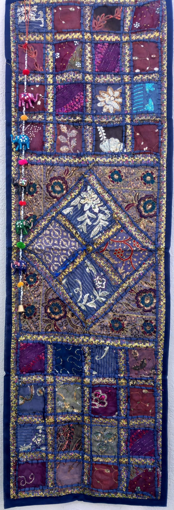 TEXTIL TAPIZ Y CAMINO PATCHWORK HECHO A MANO Y CON ENCANTO EN INDIA.ENVÍO GRATIS SIN PEDIDO MÍNIMO.