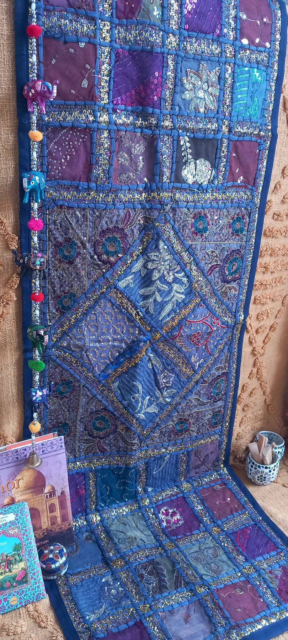 TEXTIL TAPIZ Y CAMINO PATCHWORK HECHO A MANO Y CON ENCANTO EN INDIA.ENVÍO GRATIS SIN PEDIDO MÍNIMO.