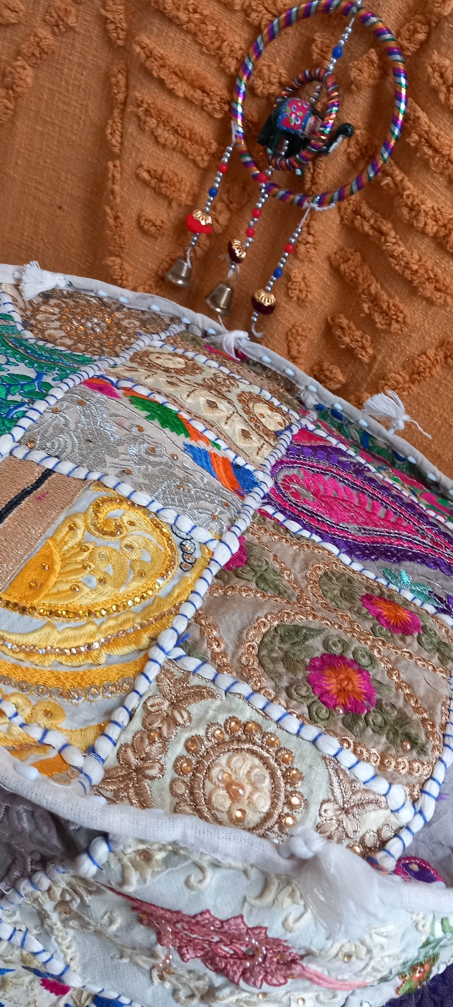 PUFF PATCHWORK ORIGINAL BOHO PARA CUALQUIER ESPACIO.45CM.ENVÍO GRATIS SIN PEDIDO MÍNIMO.