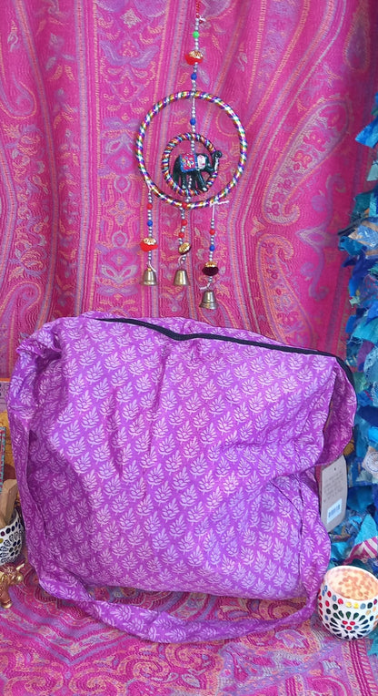 BOLSO SEDA CON CREMALLERA,AUTÉNTICA ARTESANÍA INDIA CON MÁGICOS COLORES.ENVÍO GRATIS SIN PEDIDO MÍNIMO.