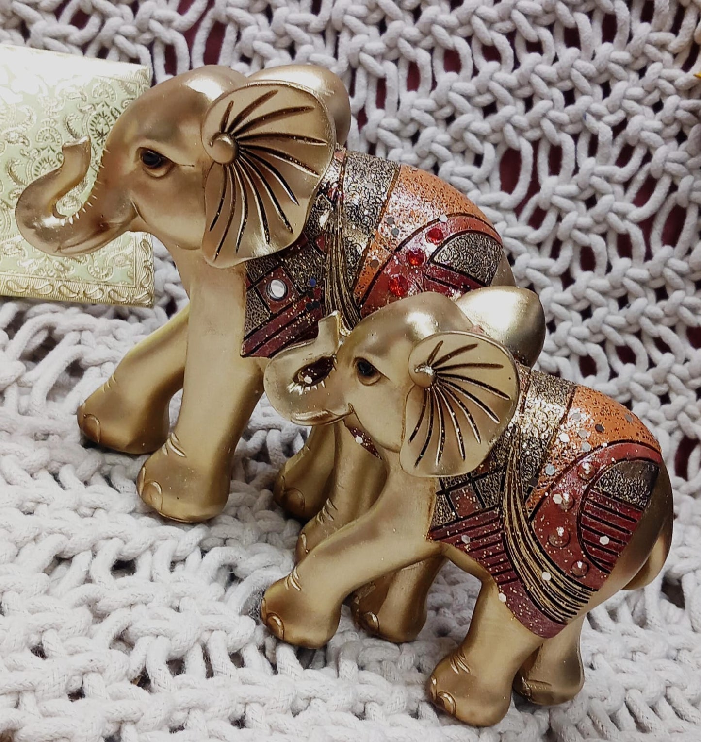 FIGURA TALISMÁN ELEFANTE MAMÁ Y BEBÉ DRAGA pieza con gran simbolismo y belleza artesanal.Envío gratis sin pedido mínimo.