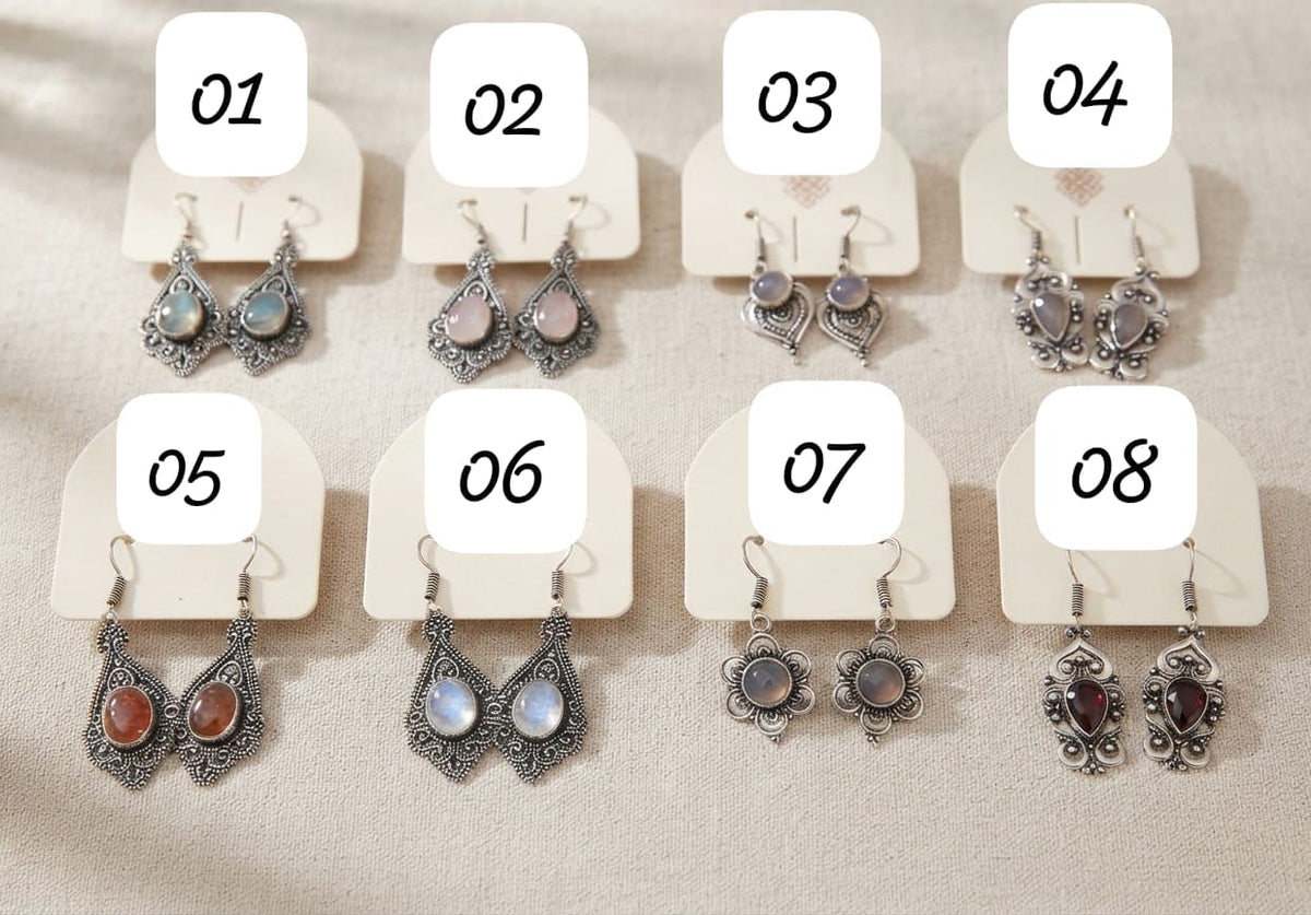 Nueva colección de pendientes traídos directamente de Nepal.Alpaca y minerales.Envío gratis sin pedido mínimo.