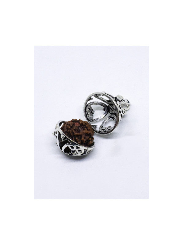 COFRE DE PROTECCIÓN RUDRAKSHA ES UNA JOYA ESPIRITUAL CON INTENCIÓN Y PROFUNDIDAD. UN ACCESORIO LLENO DE SIGNIFICADO.ENVÍO GRATIS SIN PEDIDO MÍNIMO.